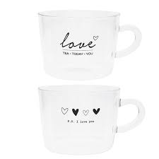 Wunderschöne, grosse Tasse aus Glas im trendigen Design, mit Print “P.S. I love you” und "Love", ideal für Ihre Tee-Parties im Shabby Chic Look.  Höhe: 7,5 cm  Durchmesser: 10 cm  